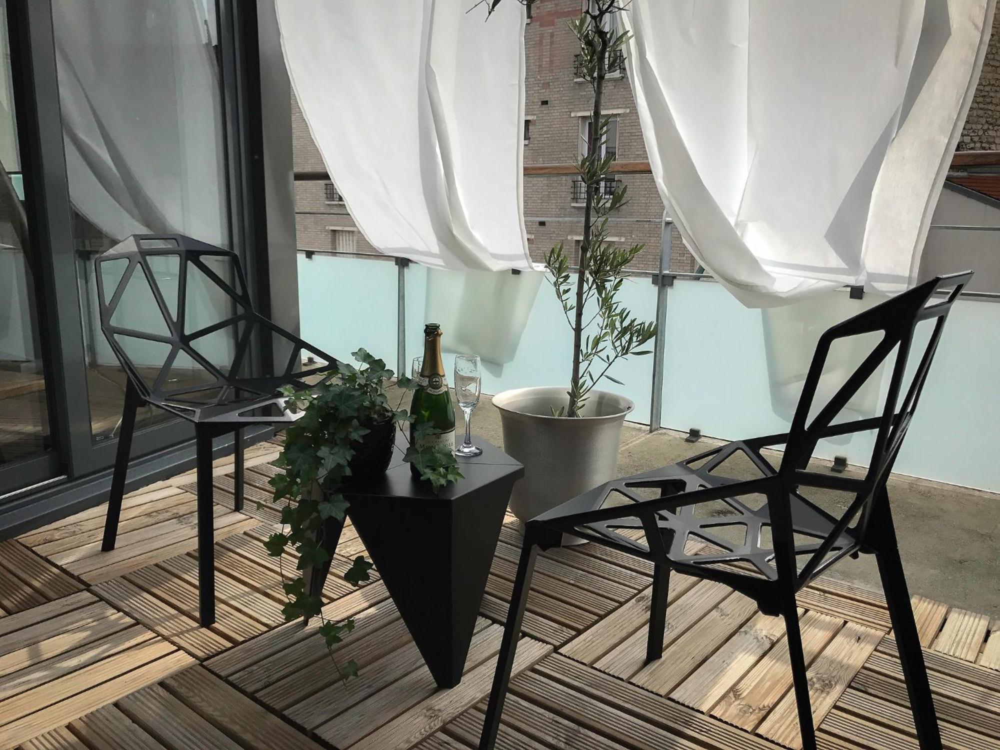 Апартаменты Beautiful Loft 130M2 Sun And Free Parking Ok 1M95 Ла-Гарен-Коломб Экстерьер фото